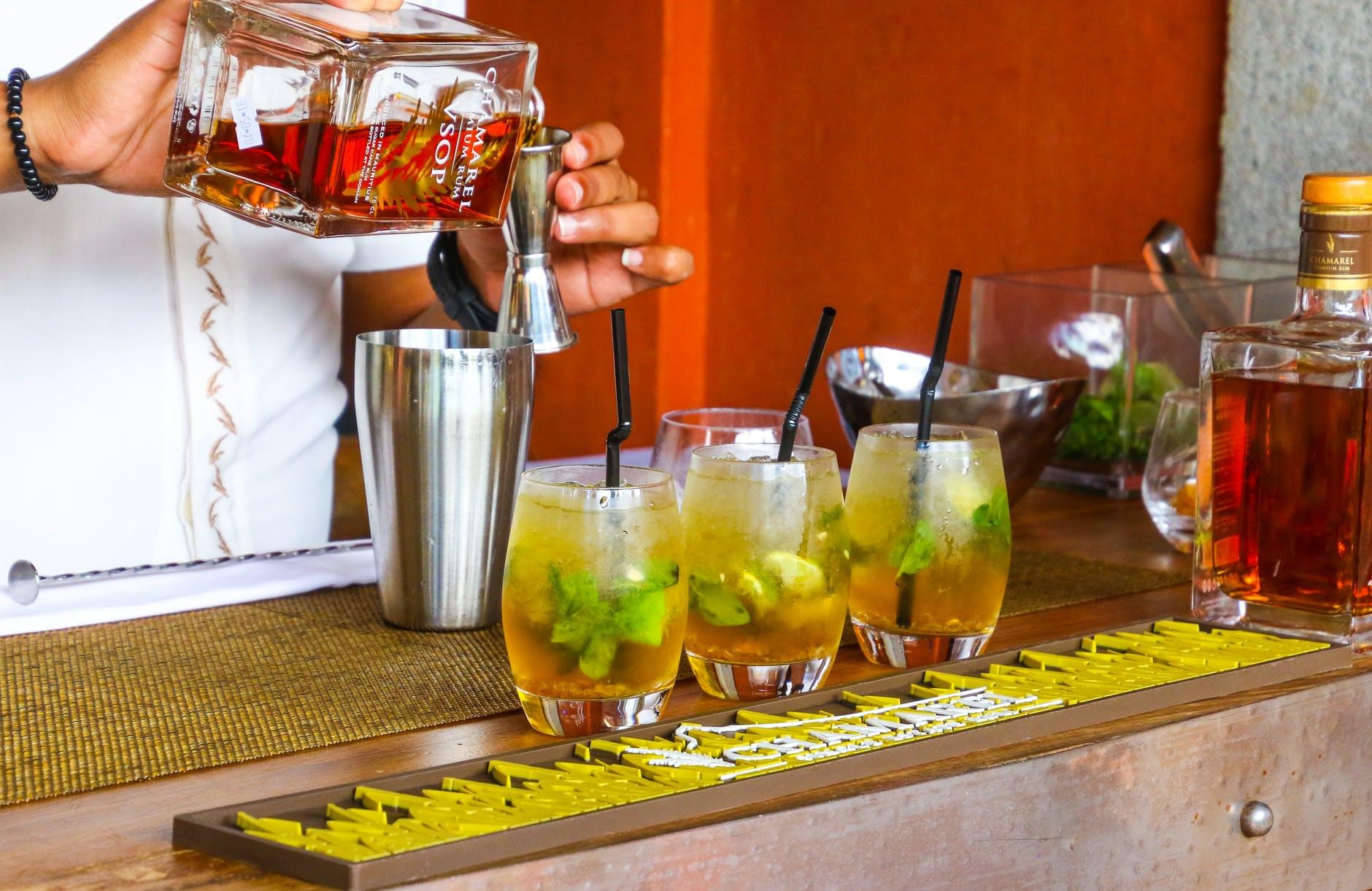 How to make a cocktail. How to make a cocktail